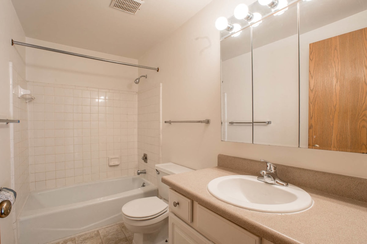 East Lansing Duplexes For Rent Photos